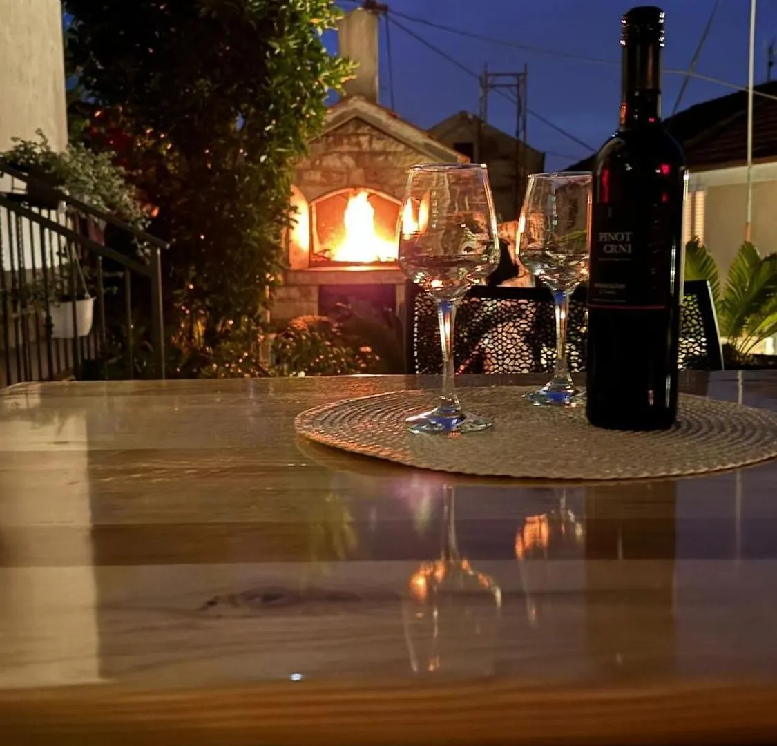 Apartment Sandra Trogir 0*,